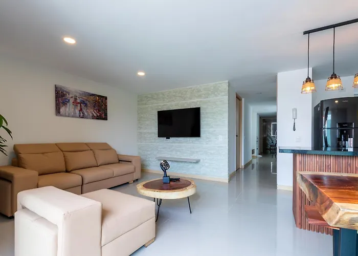 Villa Laura Apartamentos Exclusivos Con Ascensor Privado En Laureles