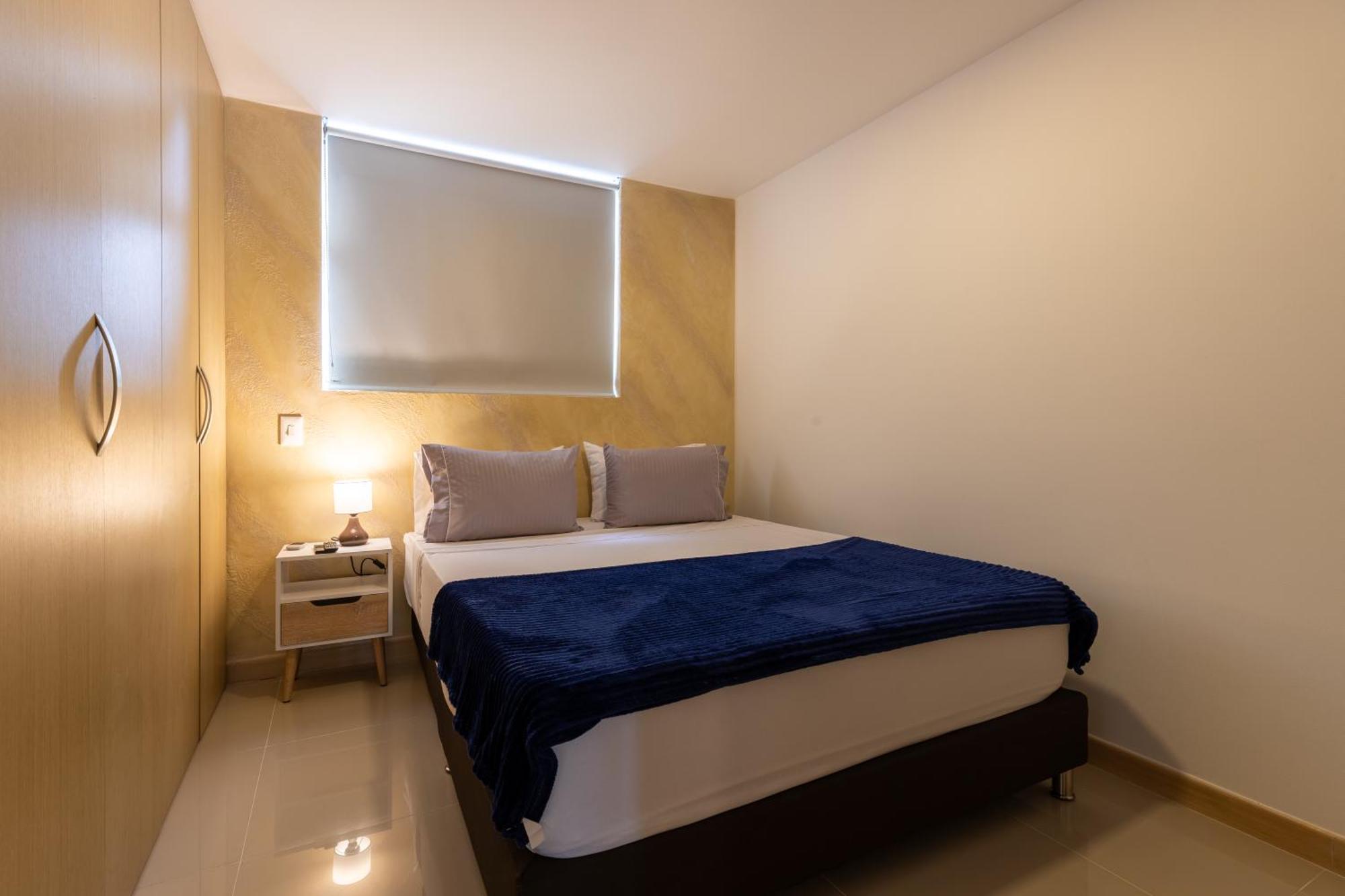 Laura Exclusivos Con Ascensor Privado En Laureles Apartment Medellin