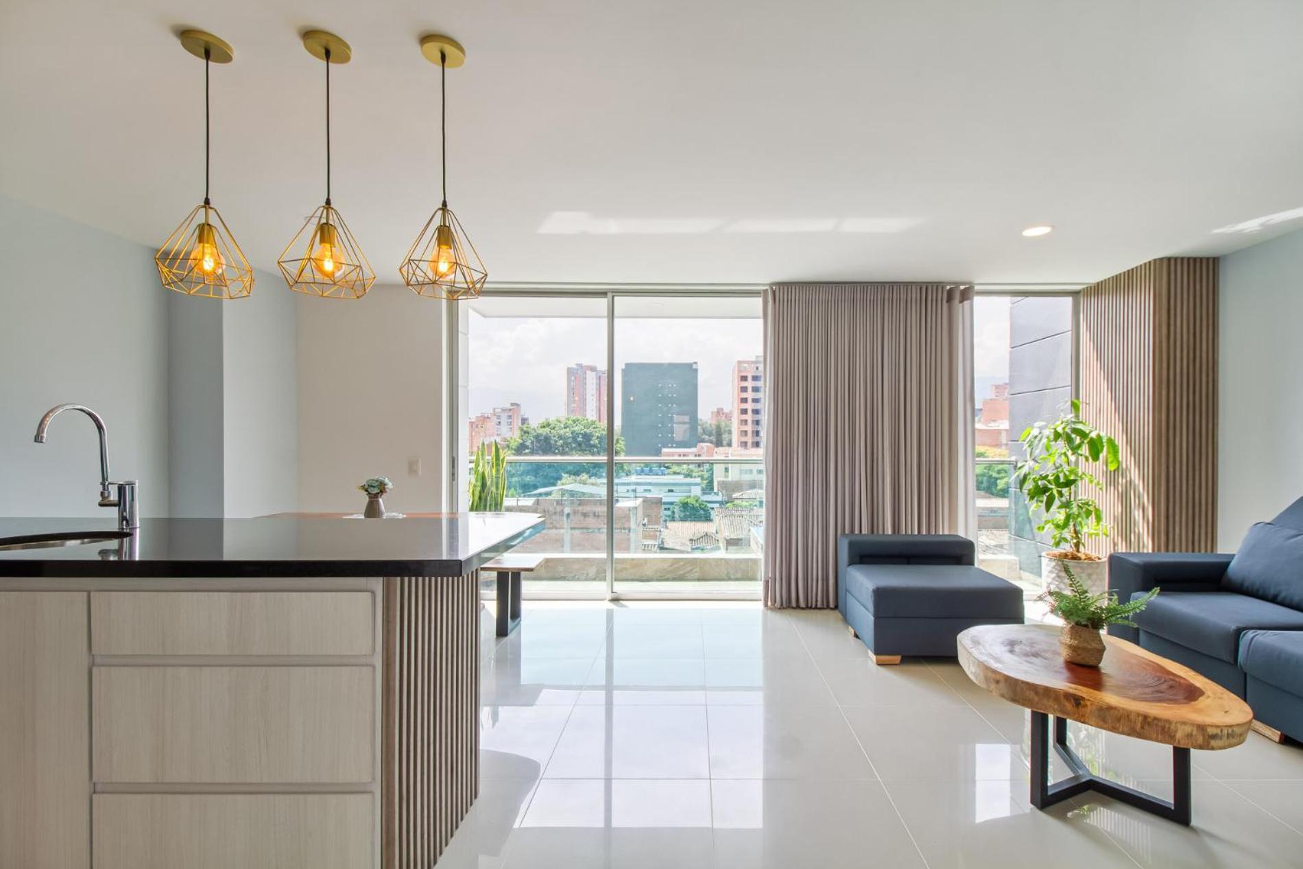 Laura Exclusivos Con Ascensor Privado En Laureles