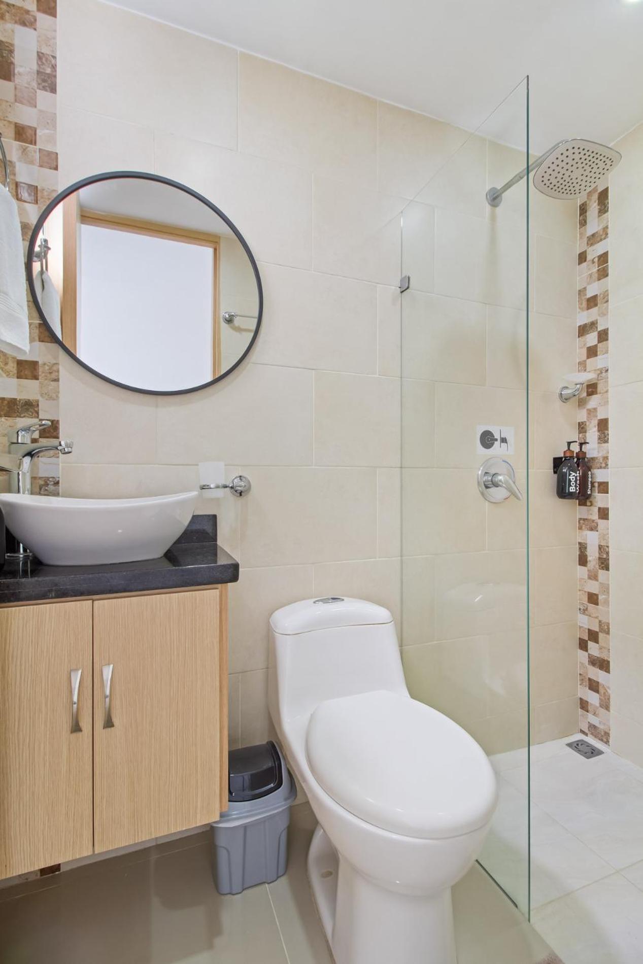 Laura Exclusivos Con Ascensor Privado En Laureles *